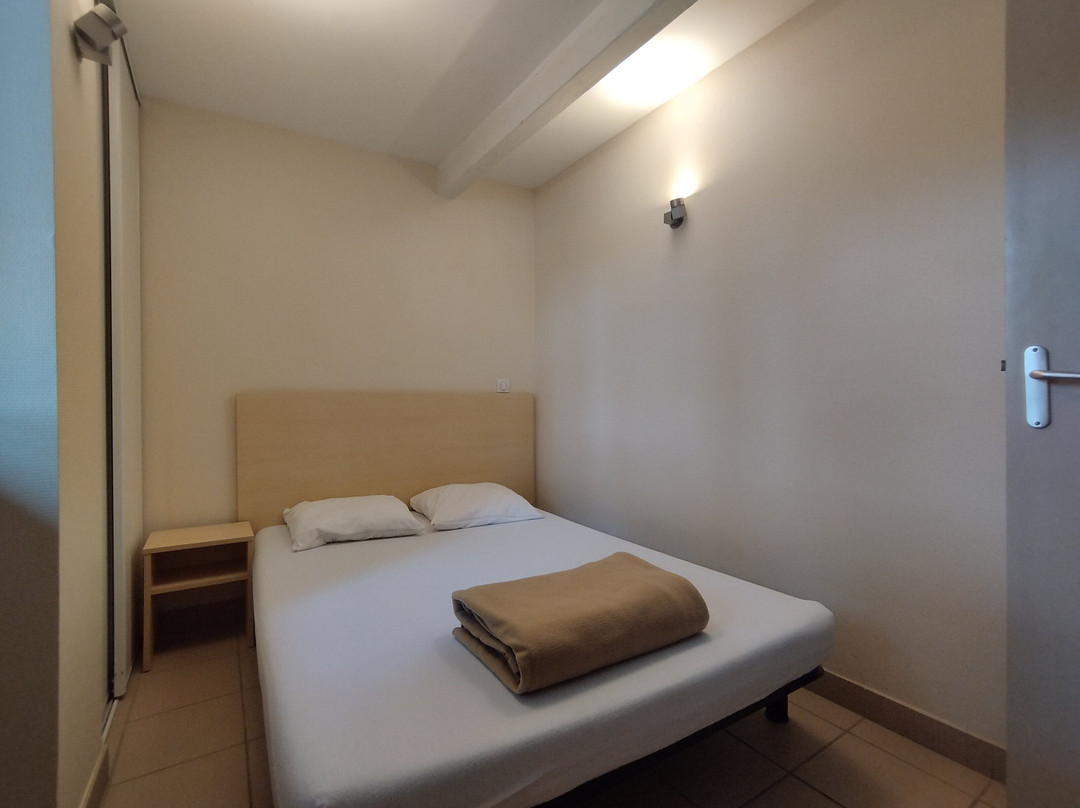 La Riviera Limousine by Popinns主图