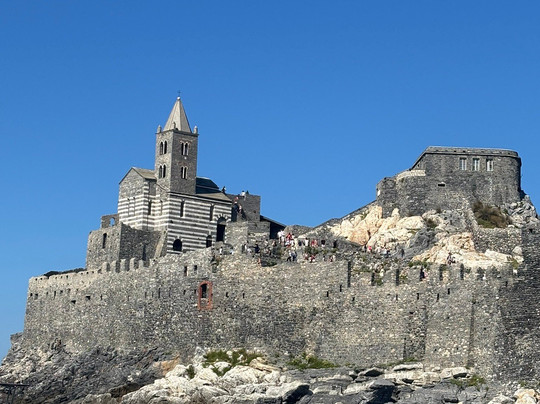 Crazy Boat Cinque Terre-拉斯佩齐亚必去景点