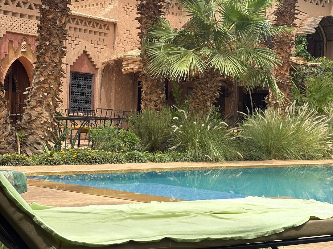 萨瓦迪酒店主图