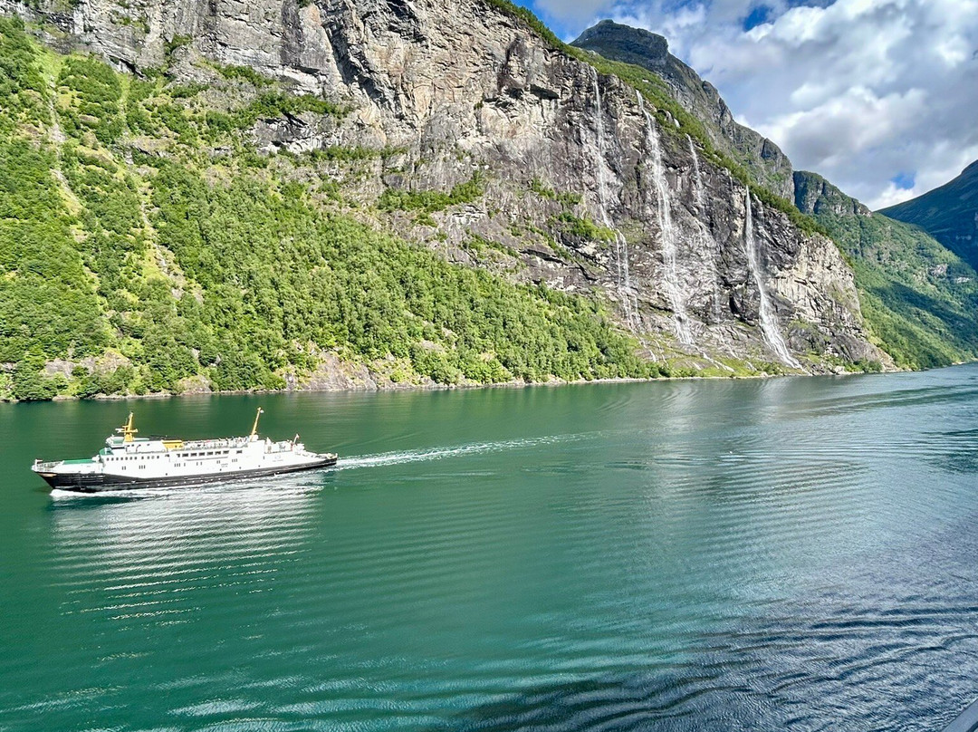 Seven Sisters-盖伦格峡湾必去景点