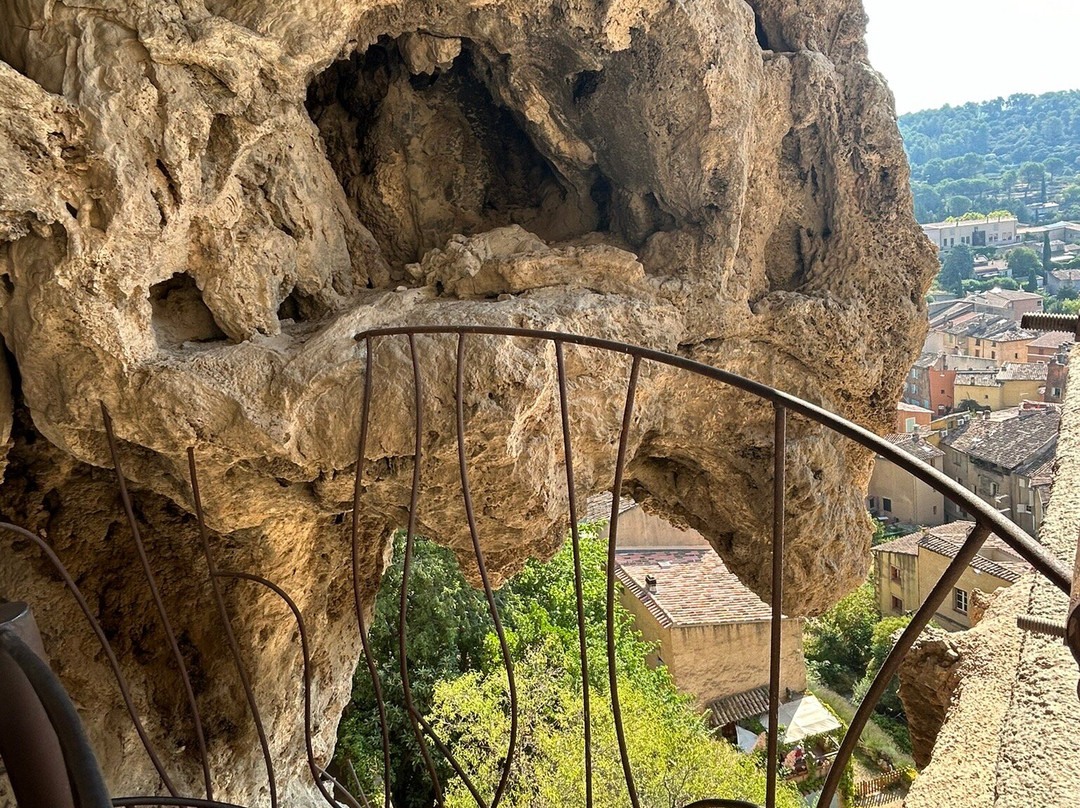 Troglodyte Grottos-Cotignac必去景点