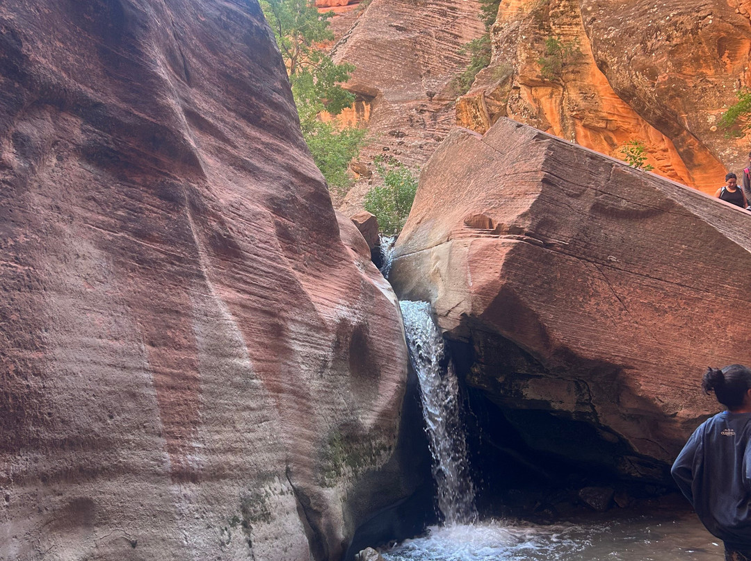 Kanarra Falls-Kanarraville必去景点