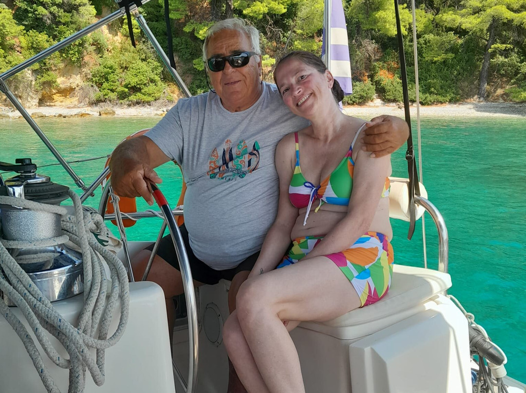 Carpe Diem Sailing-Skiathos Town必去景点