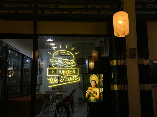 2080 Burger Canggu
