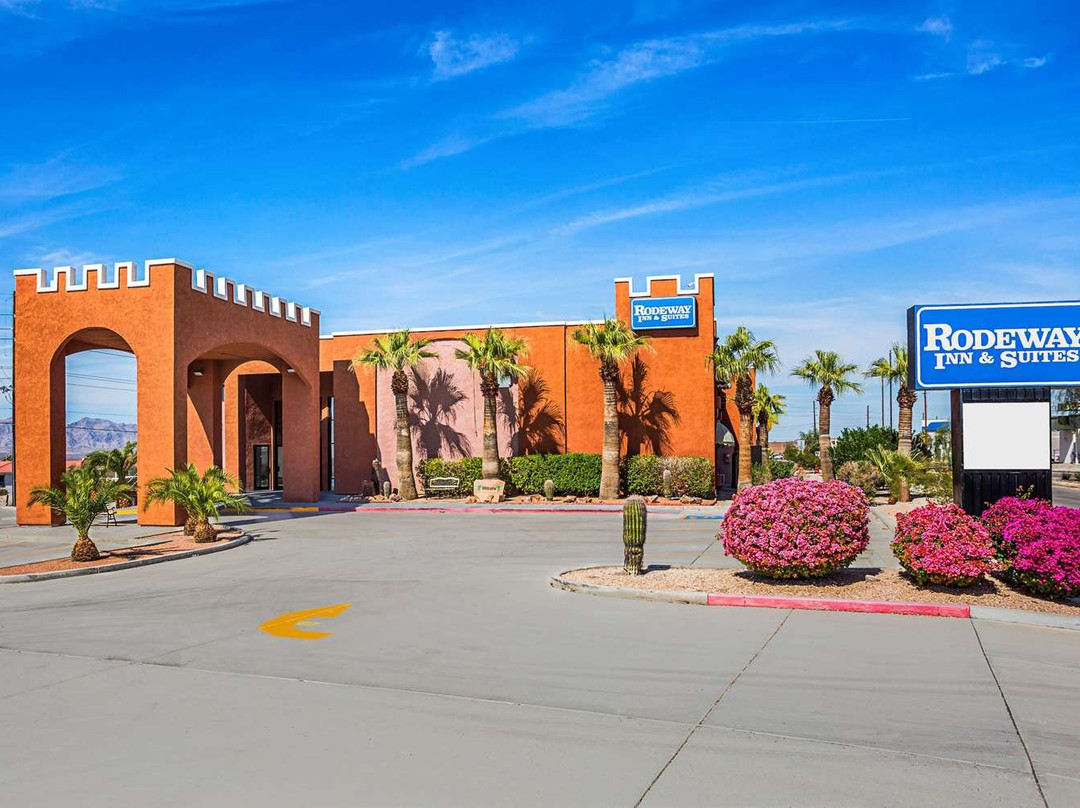 Rodeway Inn & Suites