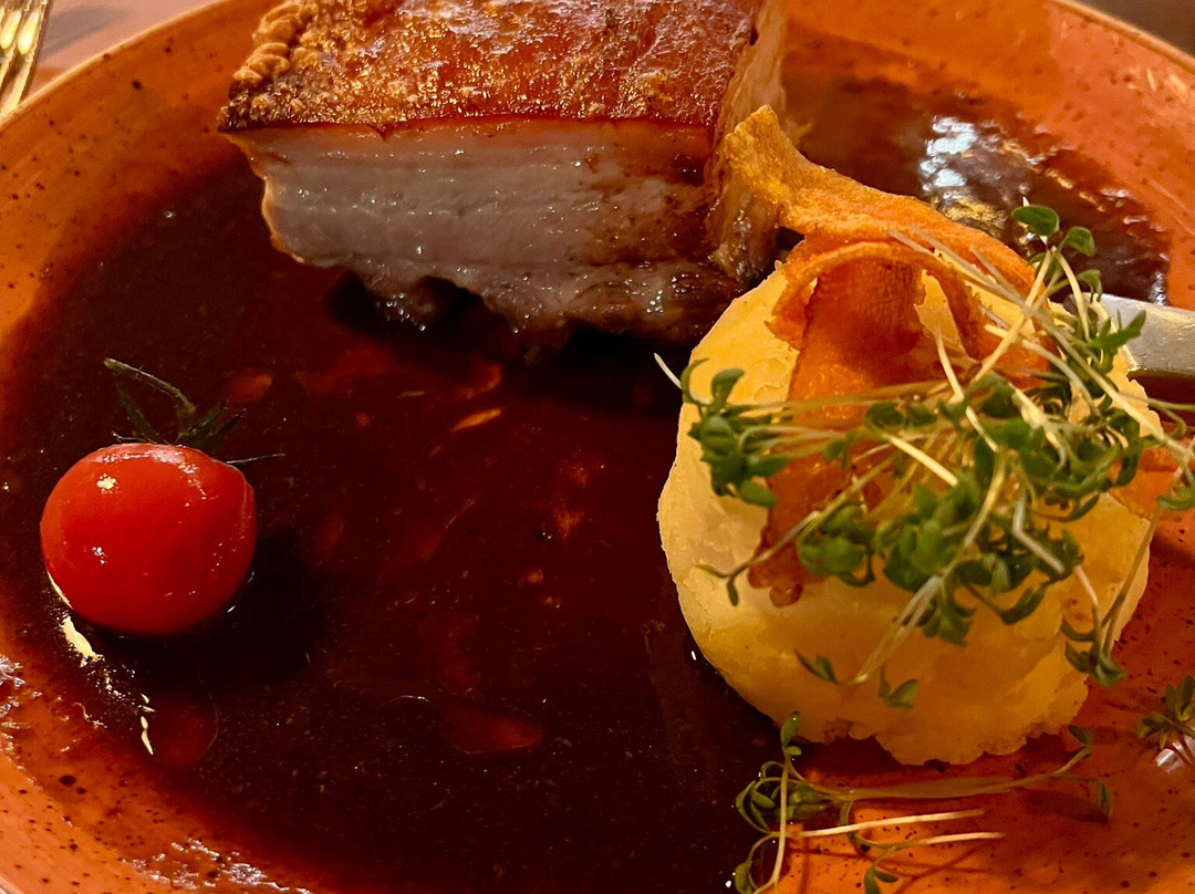 贝勒索斯伽藤酒店主图