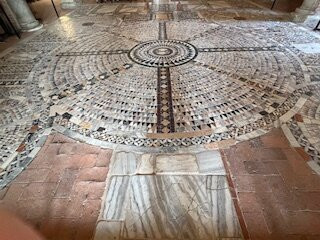 Pomposa Abbey-Codigoro必去景点