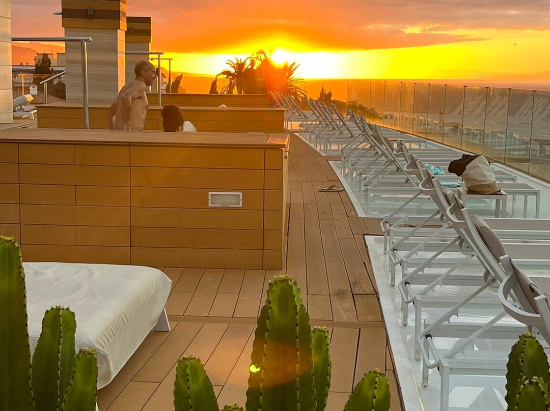 Vértigo Pool Club & Lounge-德拉克鲁兹索尔港必去景点