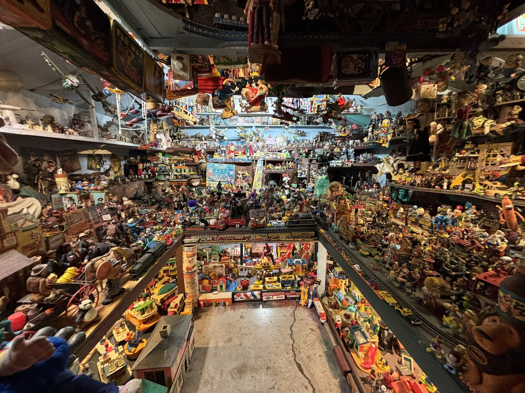 Apple Valley Hillbilly Garden and Toyland-Calvert City必去景点