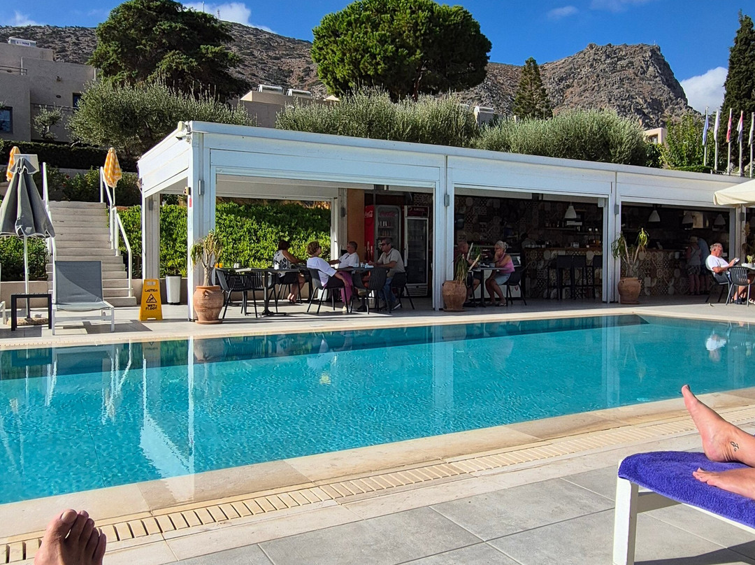 Sundance Apartments & Suites主图