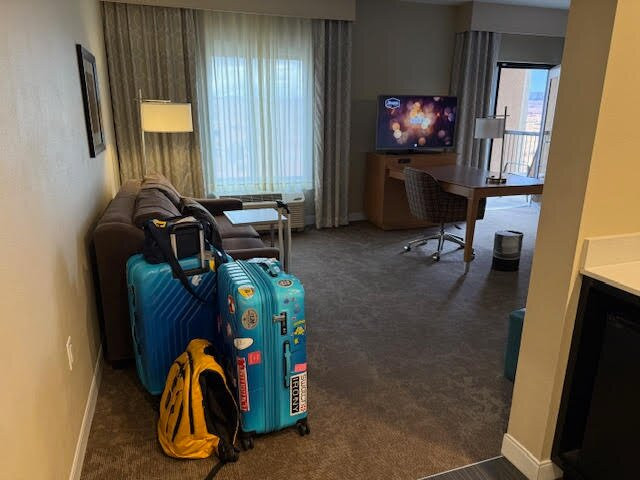 鲍威尔湖汉普顿套房酒店主图