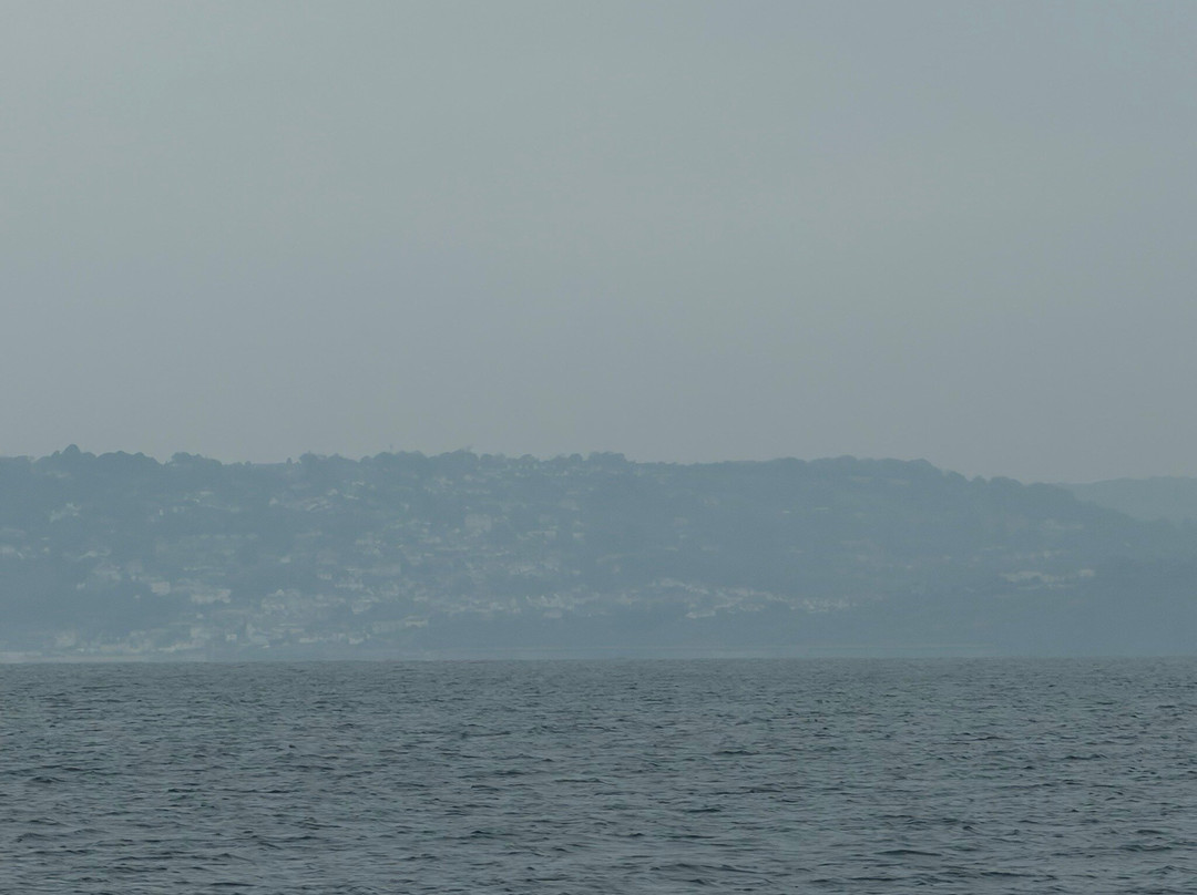 Lyme Bay Rib Charter-West Bay必去景点