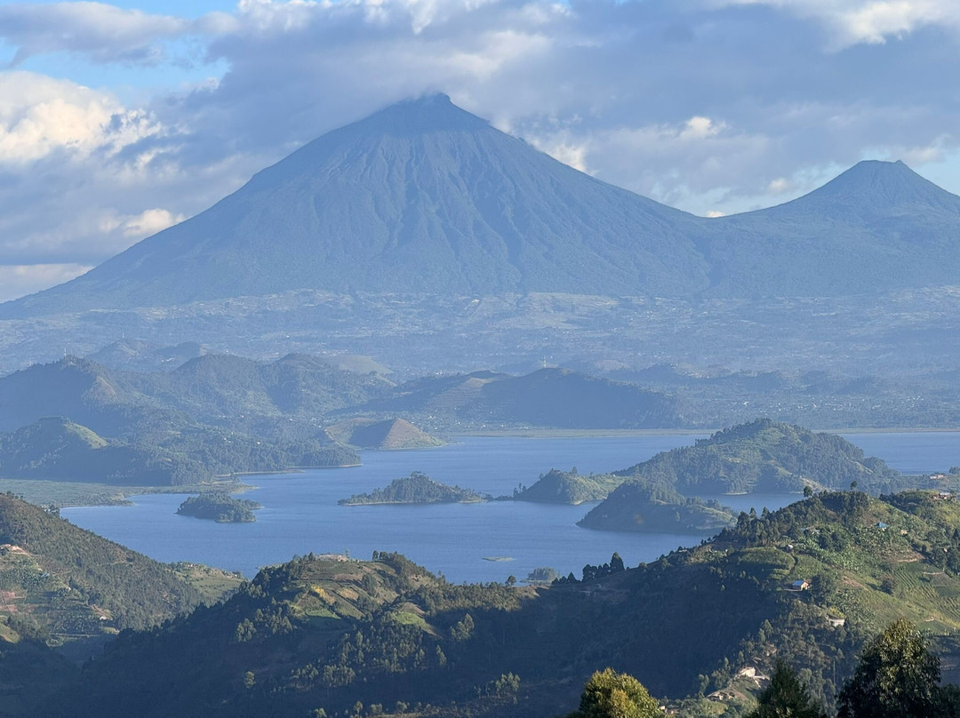 Kisoro Art Island