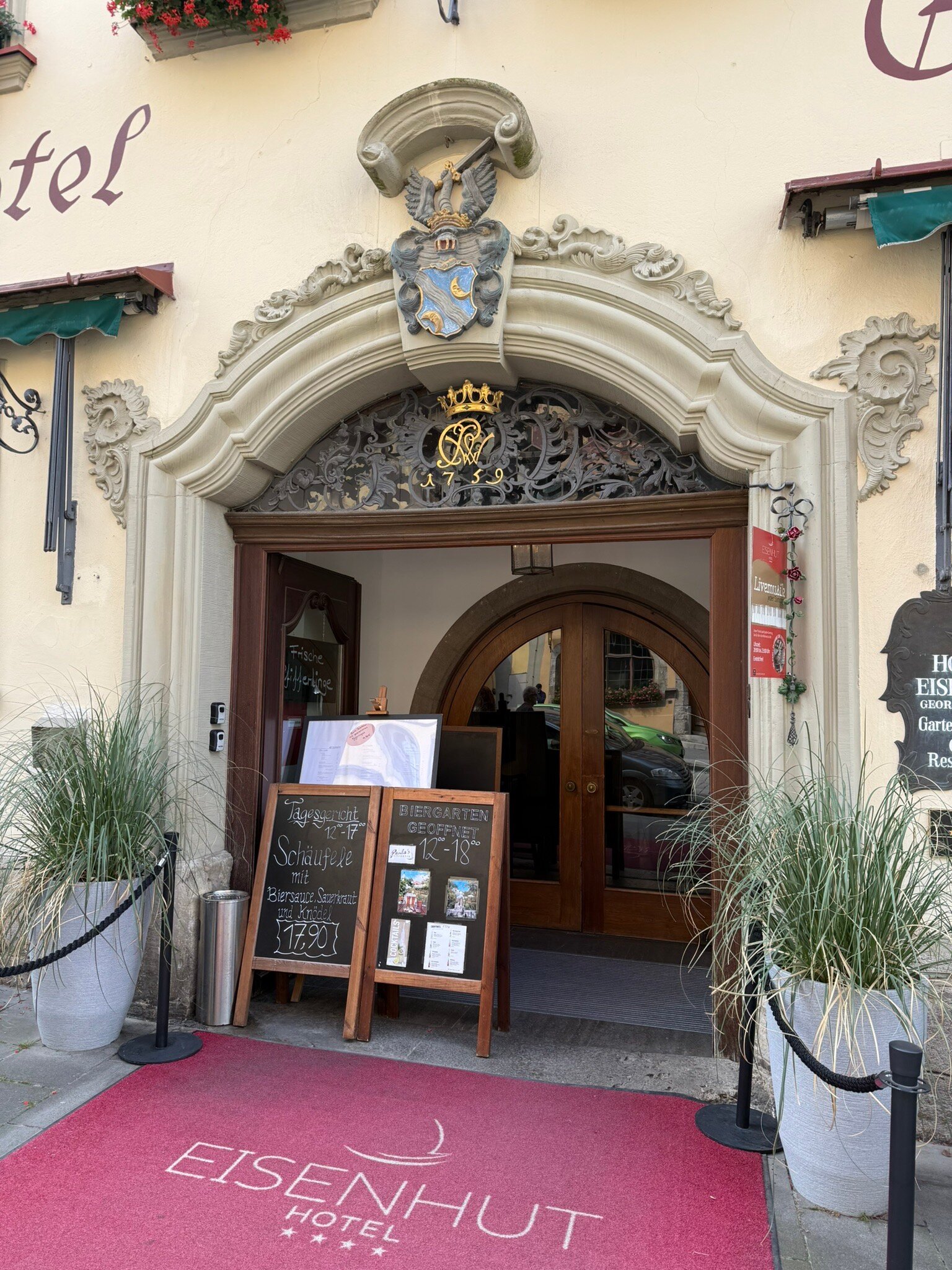 埃森胡特酒店-官方