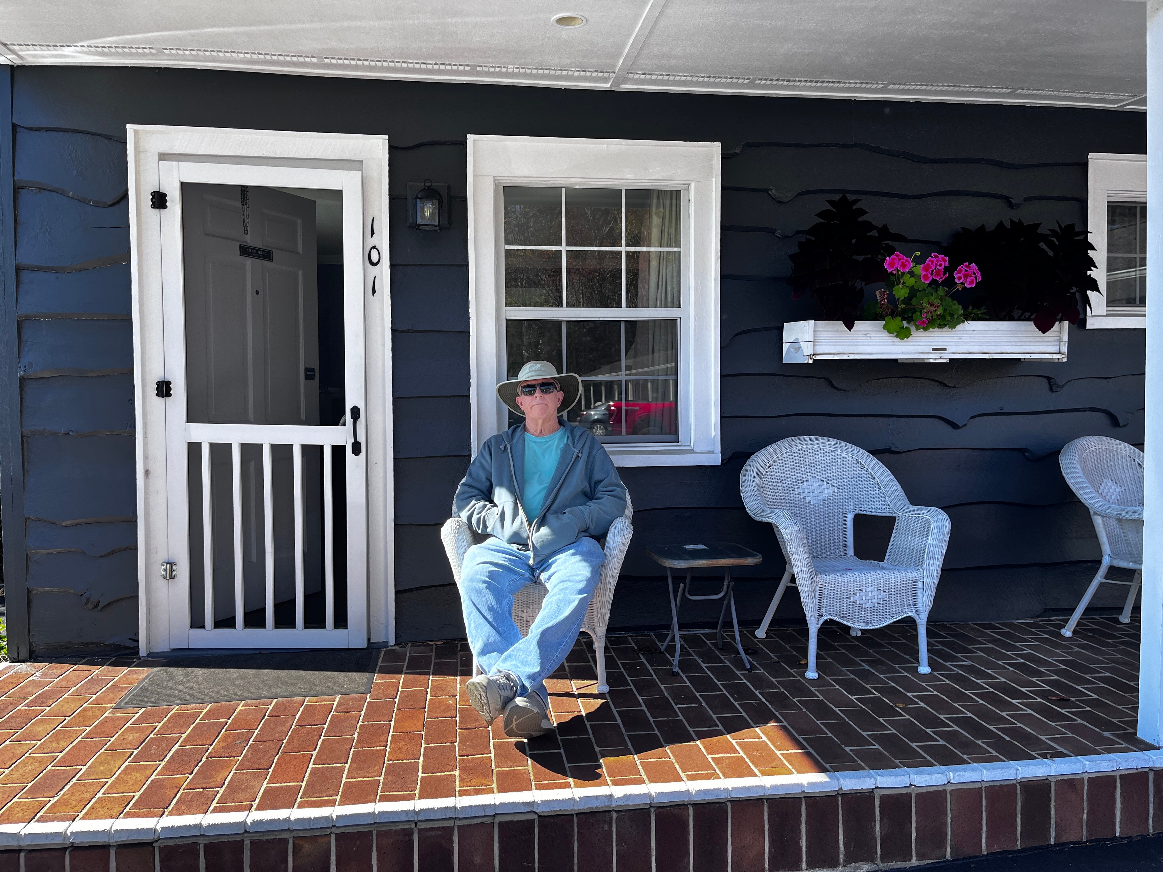 Blowing Rock Inn-官方