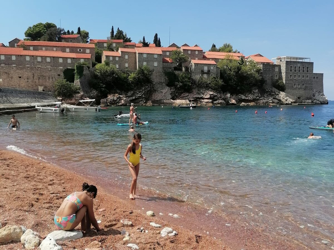 King’s Beach-Sveti Stefan必去景点