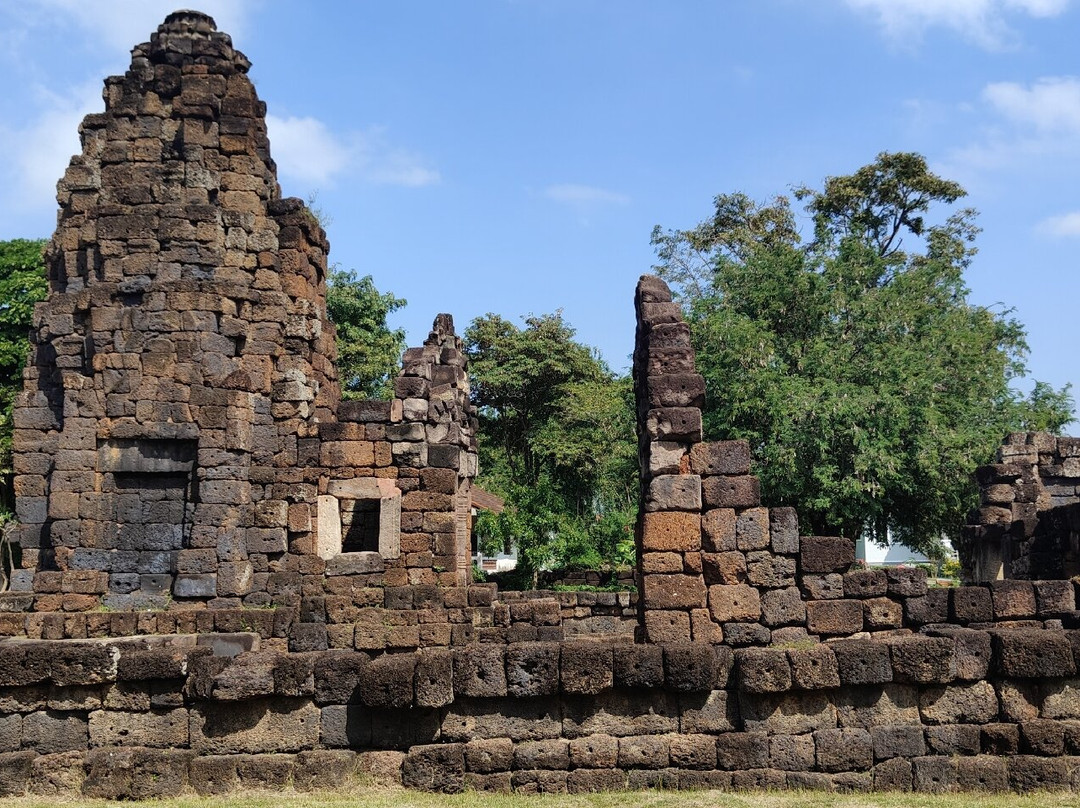 Prang Ku-猜也蓬必去景点