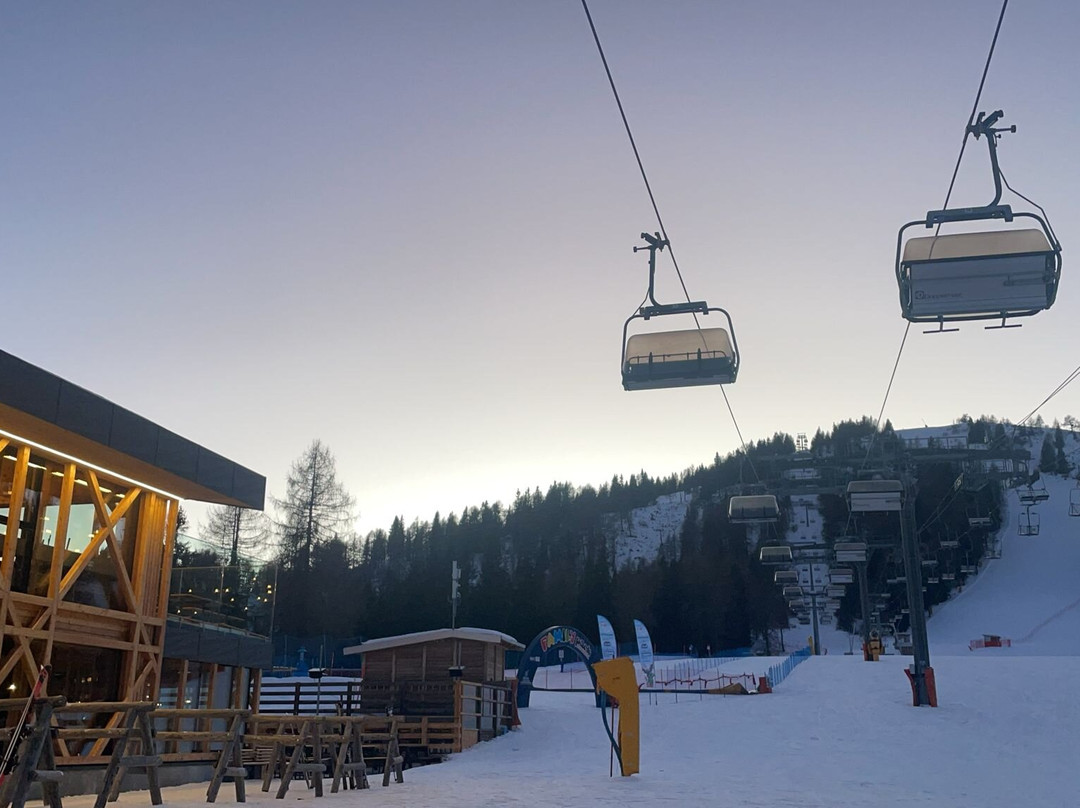 Scuola Italiana Sci e Snowboard Folgarida Dimaro-Folgarida必去景点