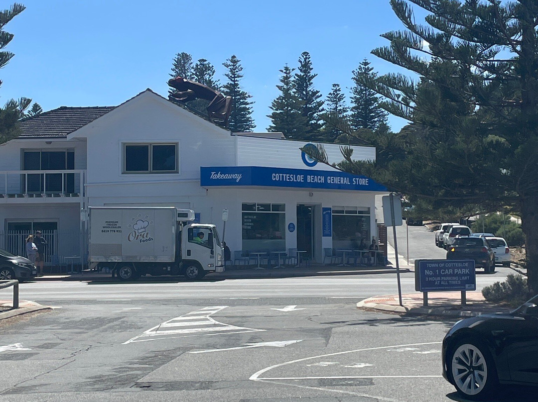 科特斯洛海滩酒店主图