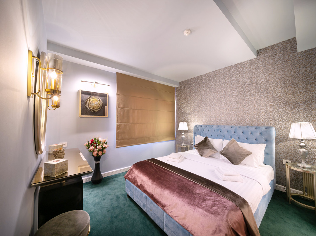 Phoenicia Comfort Hotel主图