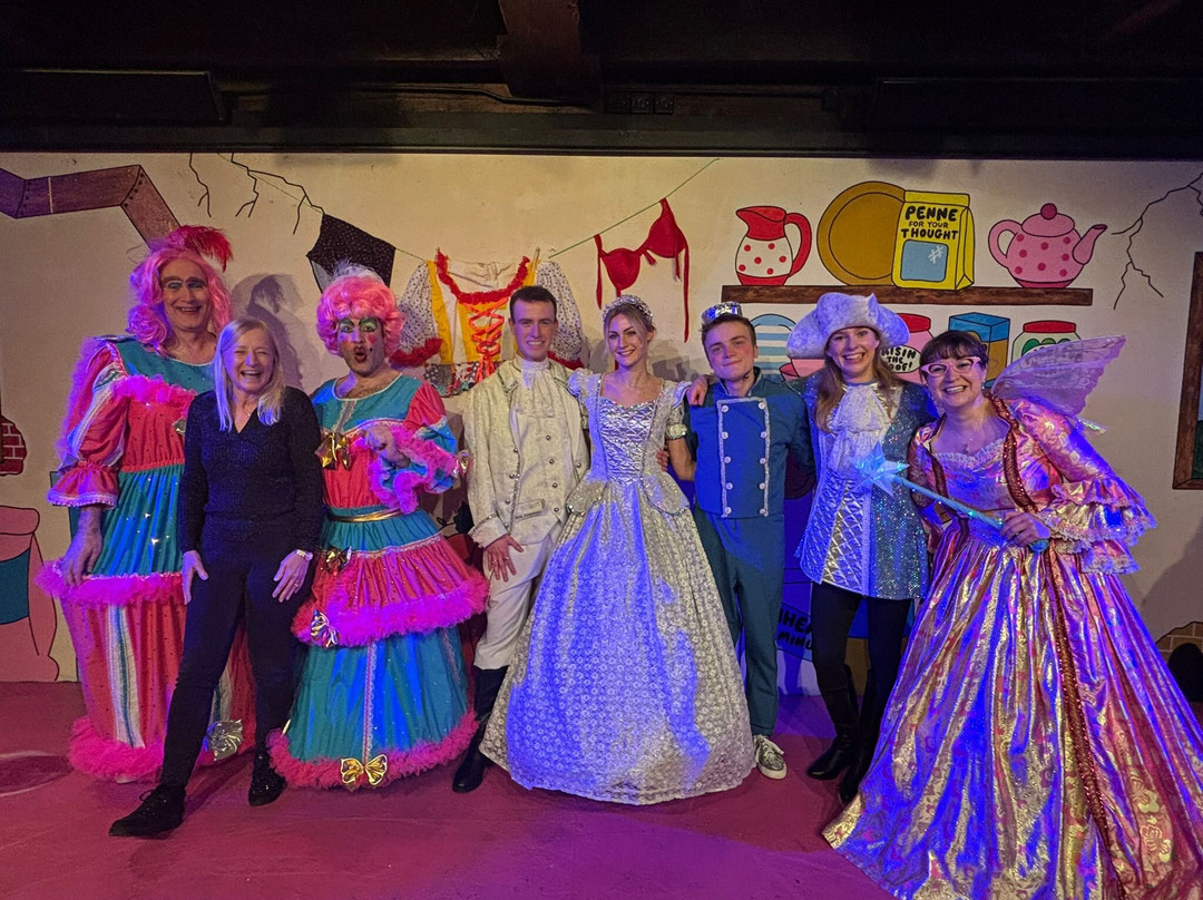 The Attic Theatre-埃文河畔斯特拉特福必去景点