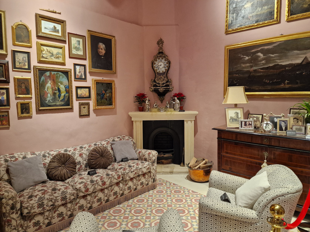 Casa Gourgion-姆迪纳必去景点