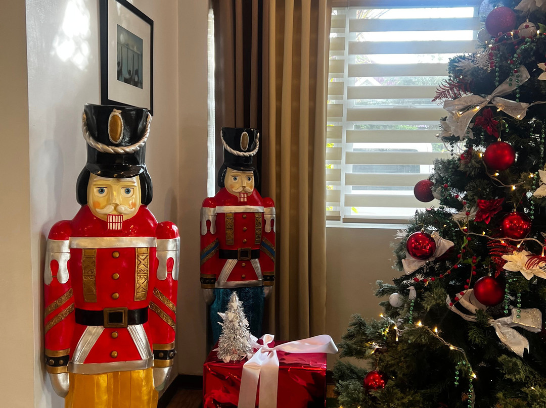 麦克罗特客栈&套房主图