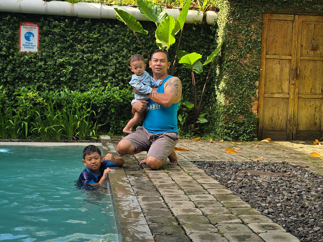 Ayom Java Village Solo主图