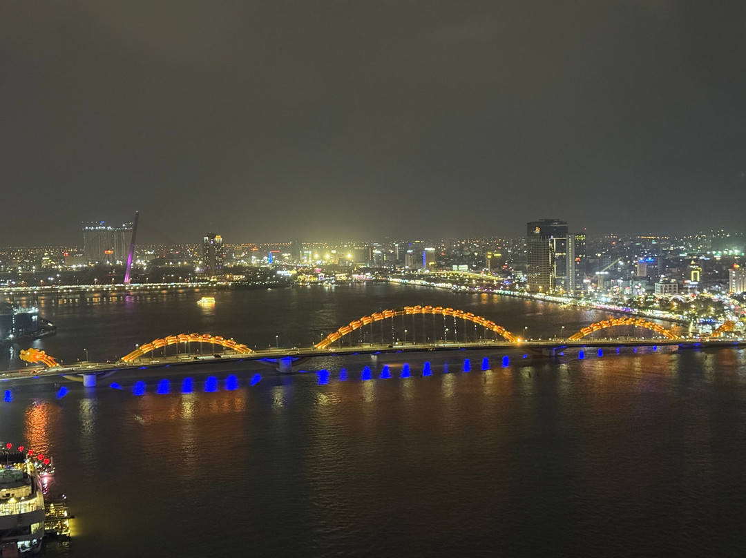 Wink Hotel Danang Riverside主图