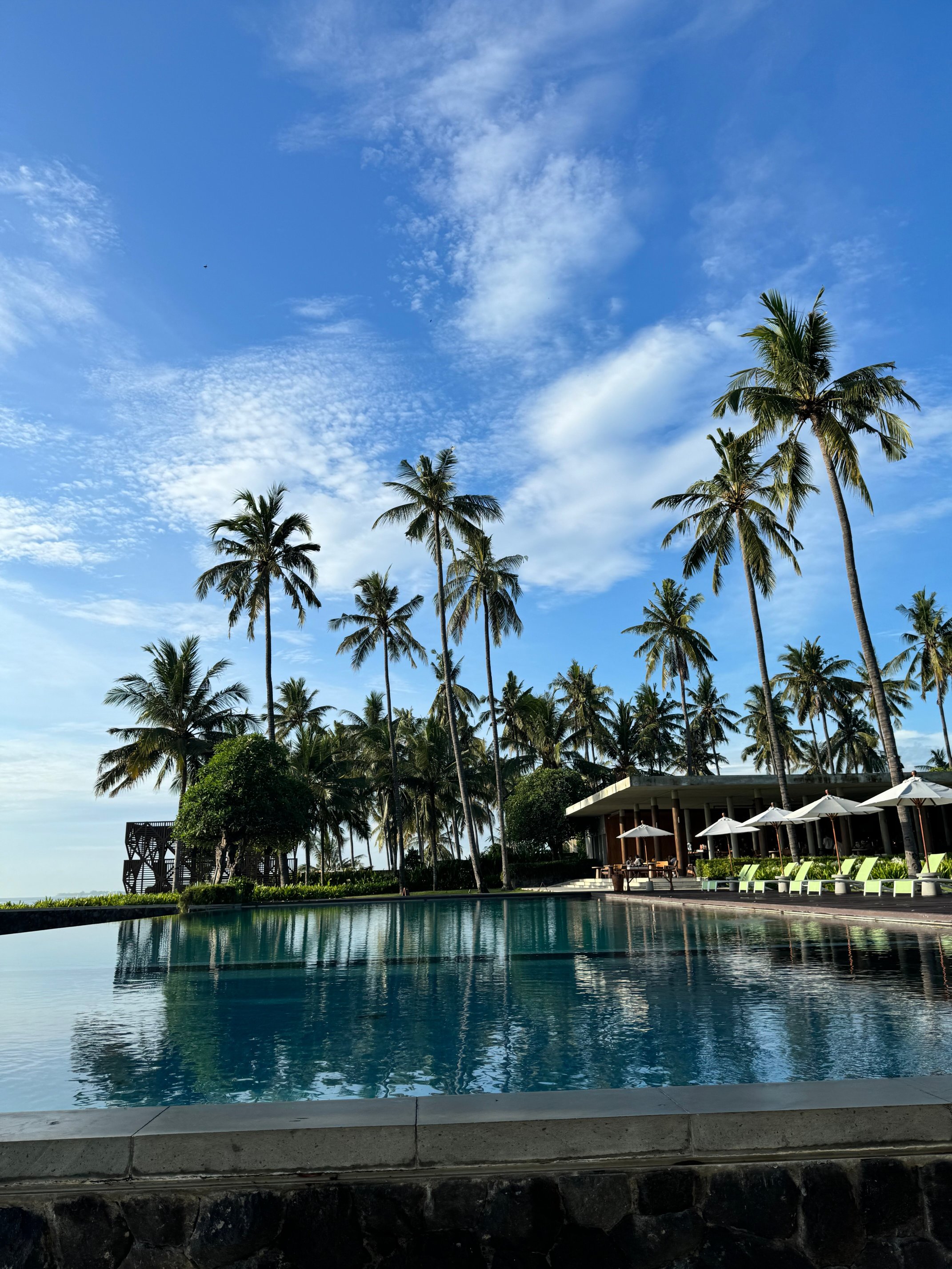 Dialoog Banyuwangi-泳池