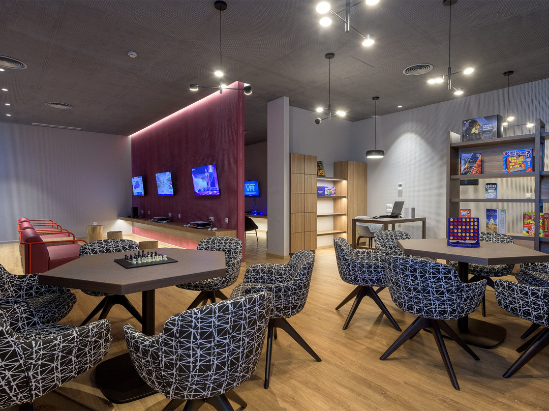 Olympic Palace Resort Hotel & Convention Center主图