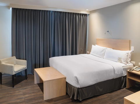 统一公园欧罗韦德酒店主图