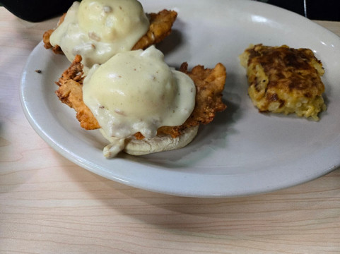 The Toasted Yolk Cafe