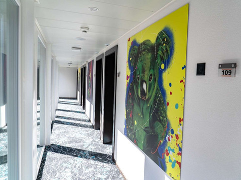 纳希实用酒店主图