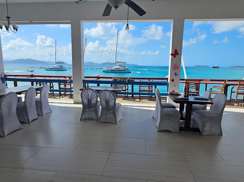 Fischer's Cove Beach Hotel主图