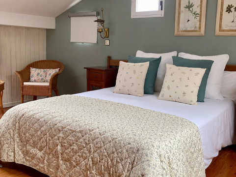 帕萨达梅尔朗特酒店主图