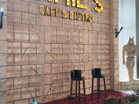 艾耀拉里普斯卡昂酒店主图