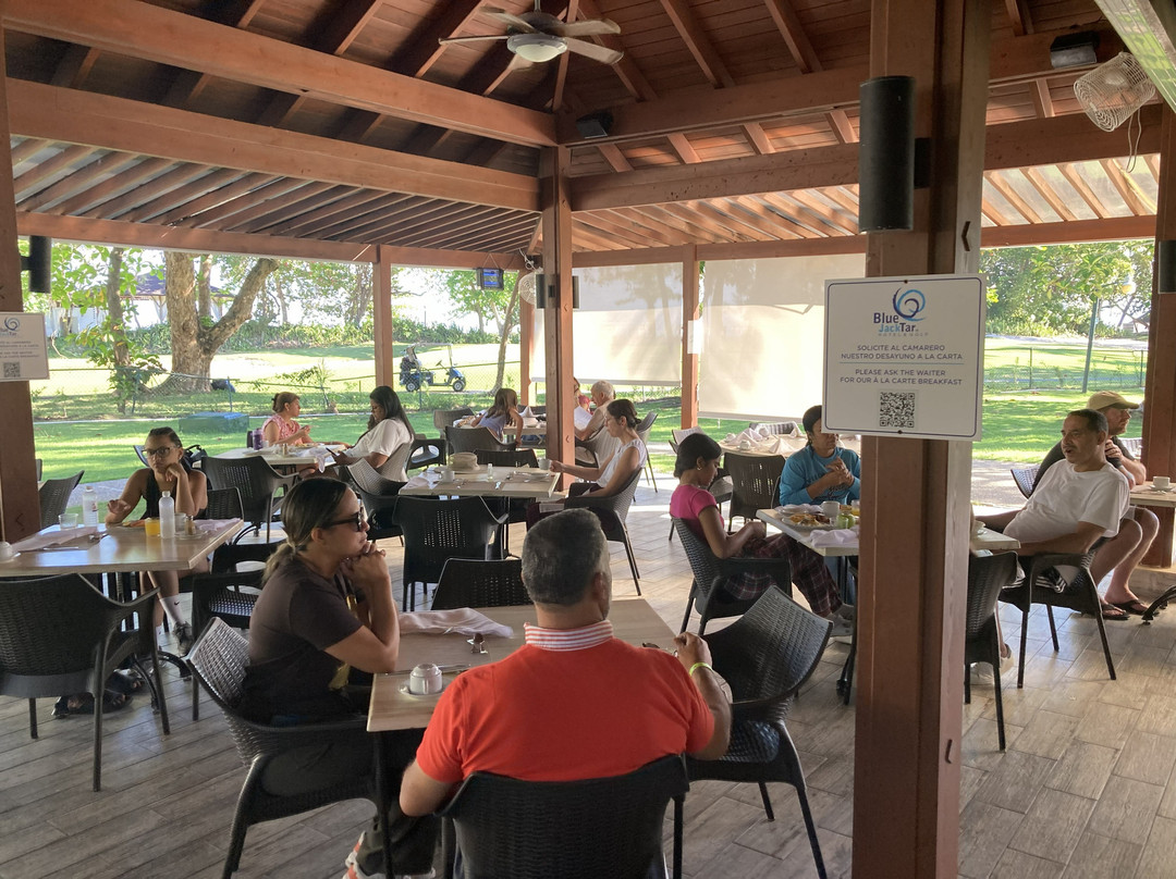 蓝杰塔酒店主图