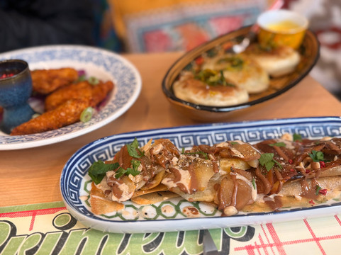 Nomade: Restaurant Et Comptoir À Épices