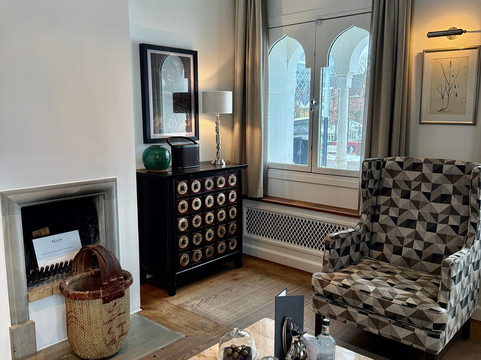 尼姆布酒店主图