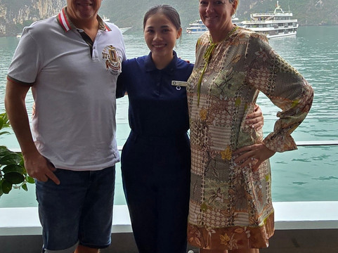 Elite of the Seas-下龙湾必去景点