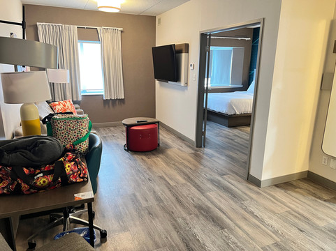 舒适套房酒店主图