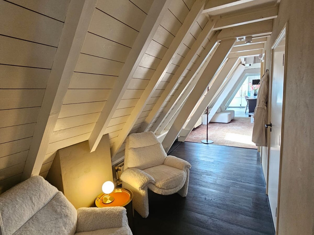 The River Suites主图