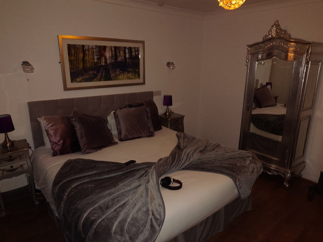 王之首旅馆主图