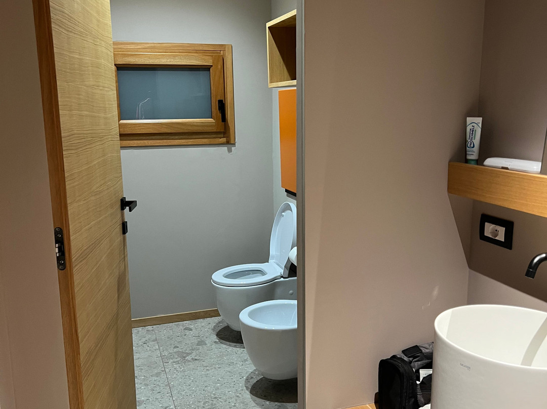 尼若度假别墅及水疗中心主图