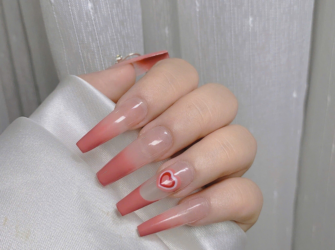 Diory NailsLab-Cau Giay必去景点