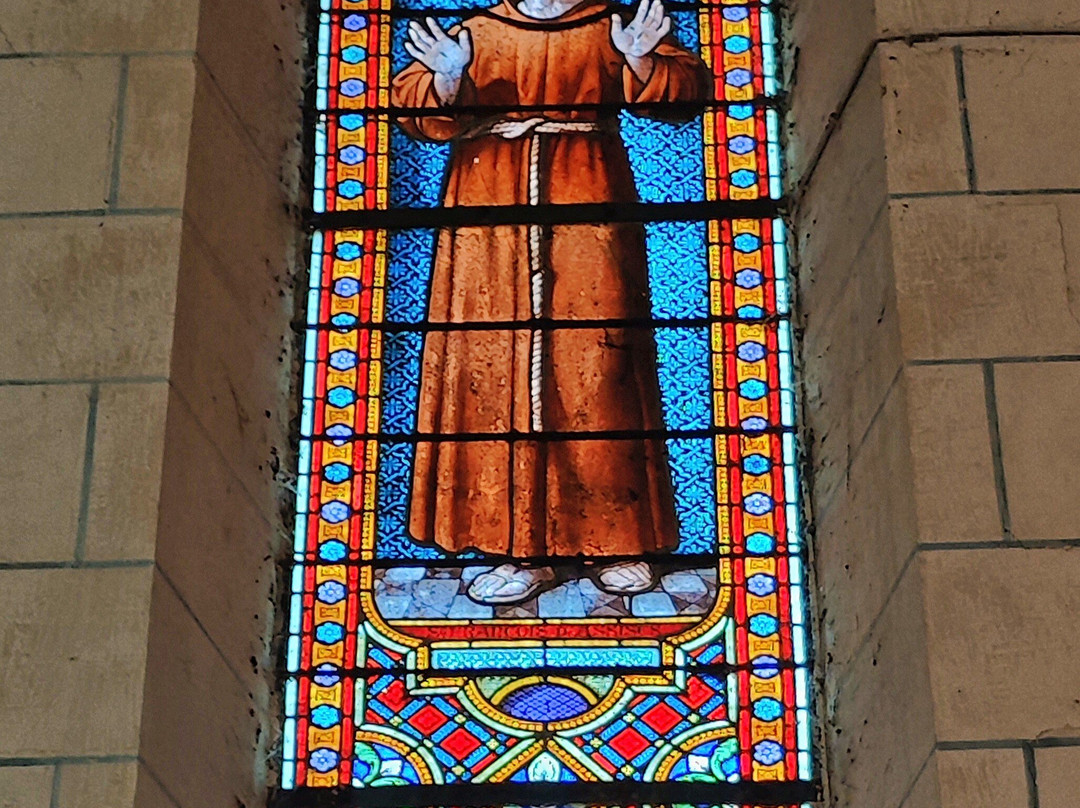 Eglise Saint Martin de Tours-Le Gue-de-Velluire必去景点