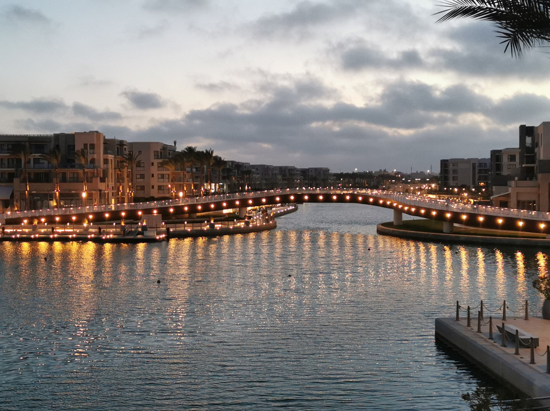 Vida Marassi Marina Resort