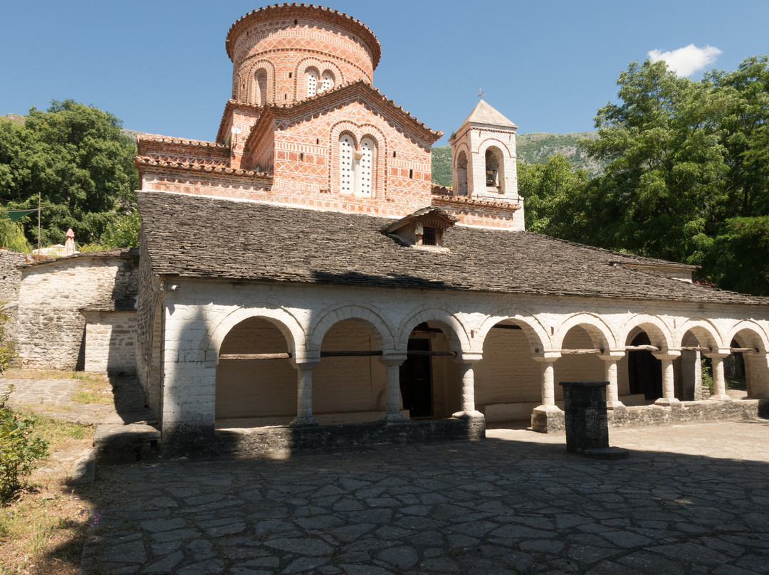 Church of the Holy Cross-Labove e Siperme必去景点