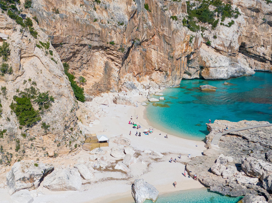 Sailing Experience Sardinia-La Caletta必去景点